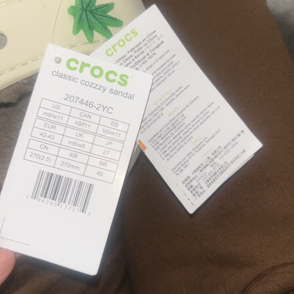 Crocs - Picture 4 of 4